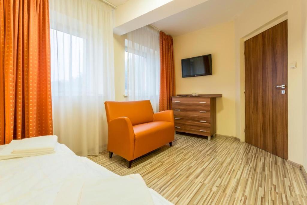 Hotel Sipox Strba Exterior photo