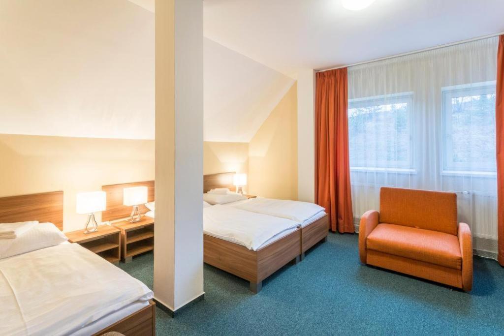 Hotel Sipox Strba Exterior photo