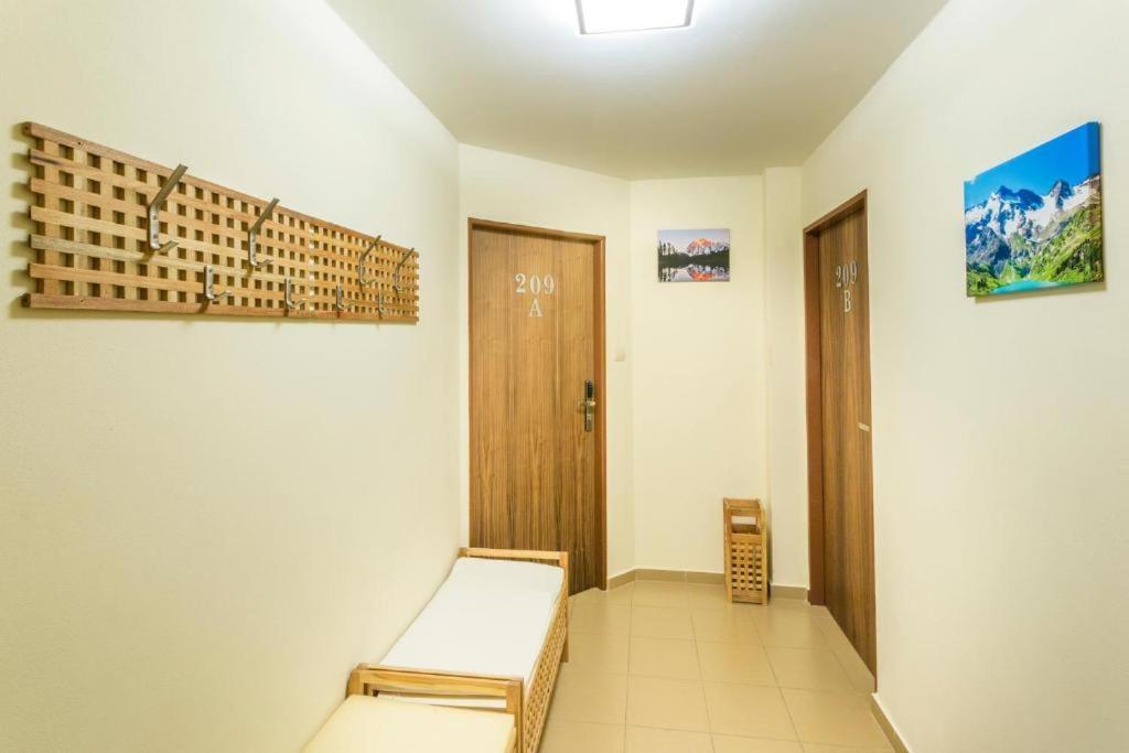 Hotel Sipox Strba Exterior photo